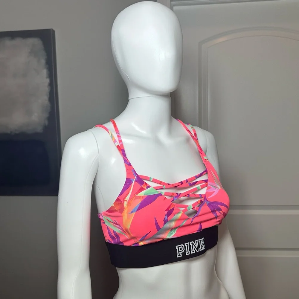PINK Victoria’s Secret Ultimate Strappy Printed Sports Bra - Picture 3 of 5